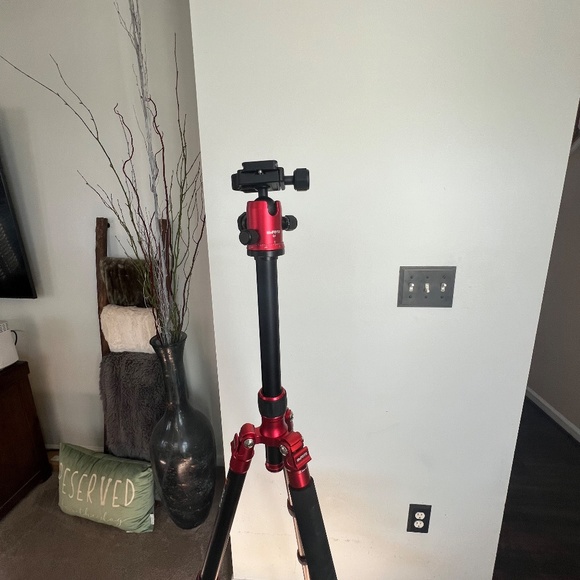 MeFOTO Camera Tri Pod - Picture 13 of 14